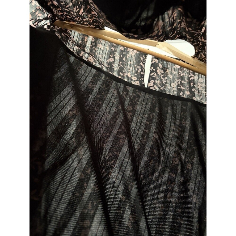 AQUA Curve 2X Floral Chiffon Blouse Sheer Sleeve Babydoll Top Black Pink Cottage - Picture 4 of 7
